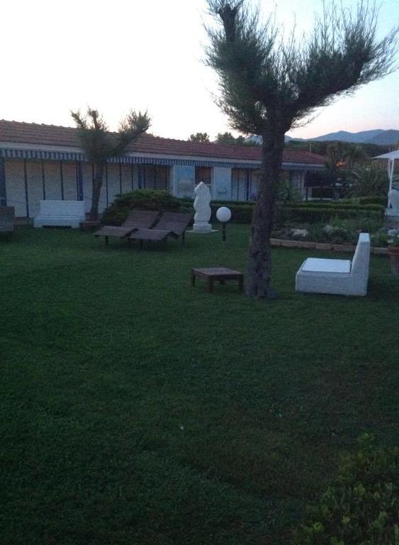 Bed & Breakfast Venezia Marina Di Carrara Extérieur photo