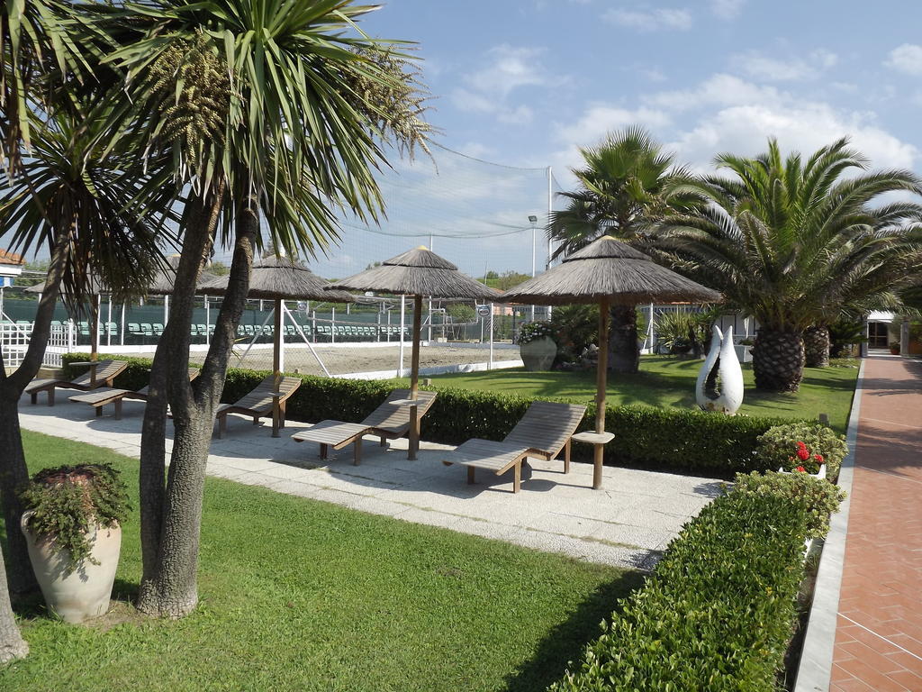 Bed & Breakfast Venezia Marina Di Carrara Extérieur photo