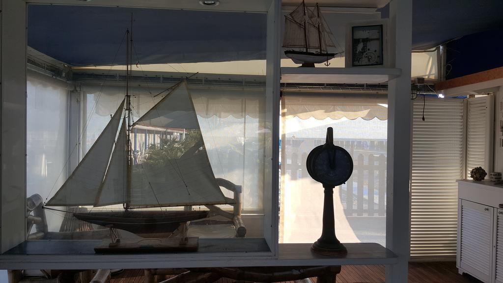 Bed & Breakfast Venezia Marina Di Carrara Extérieur photo